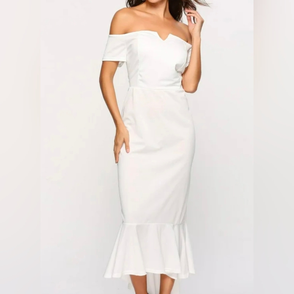 NWOT Elegant White Off Shoulder Mermaid Dress